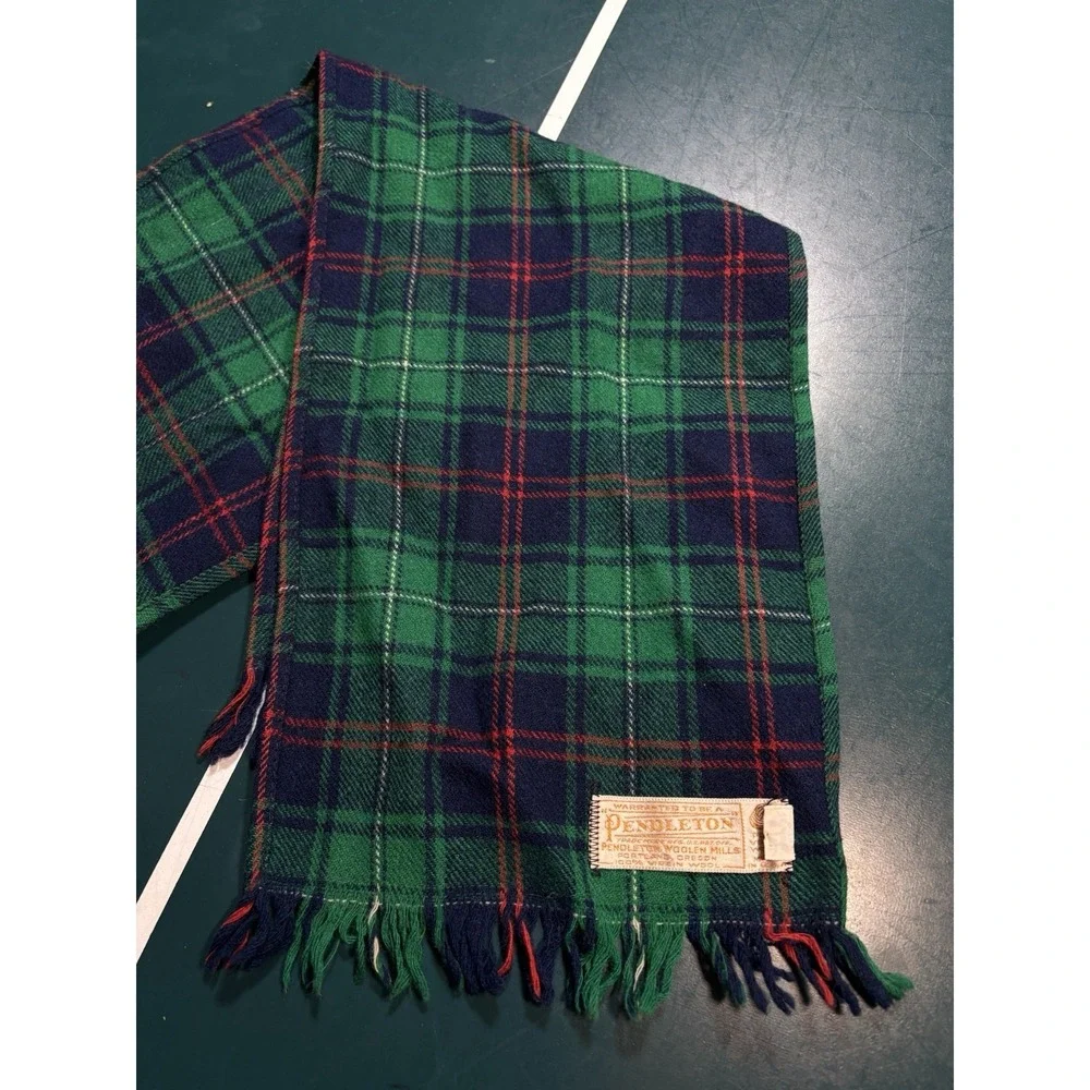 Vintage Pendleton Woolen Mills Tartan Plaid Pure Virgin Wool Scarf‎ Made In USA